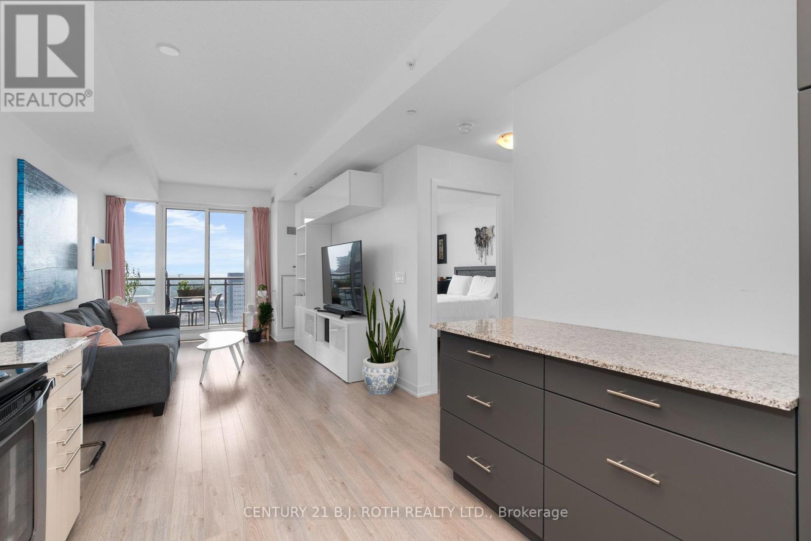 1507 - 85 Duke Street W, Kitchener, Ontario  N2H 0B7 - Photo 6 - X12667892