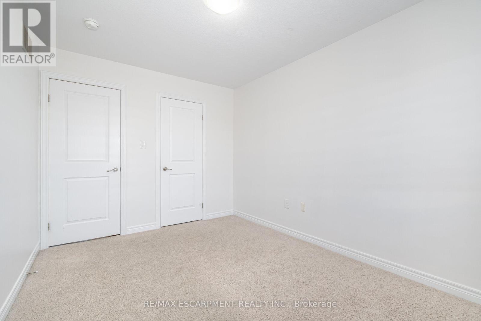 136 Westbank Trail, Hamilton, Ontario  L8J 1R5 - Photo 18 - X12667940