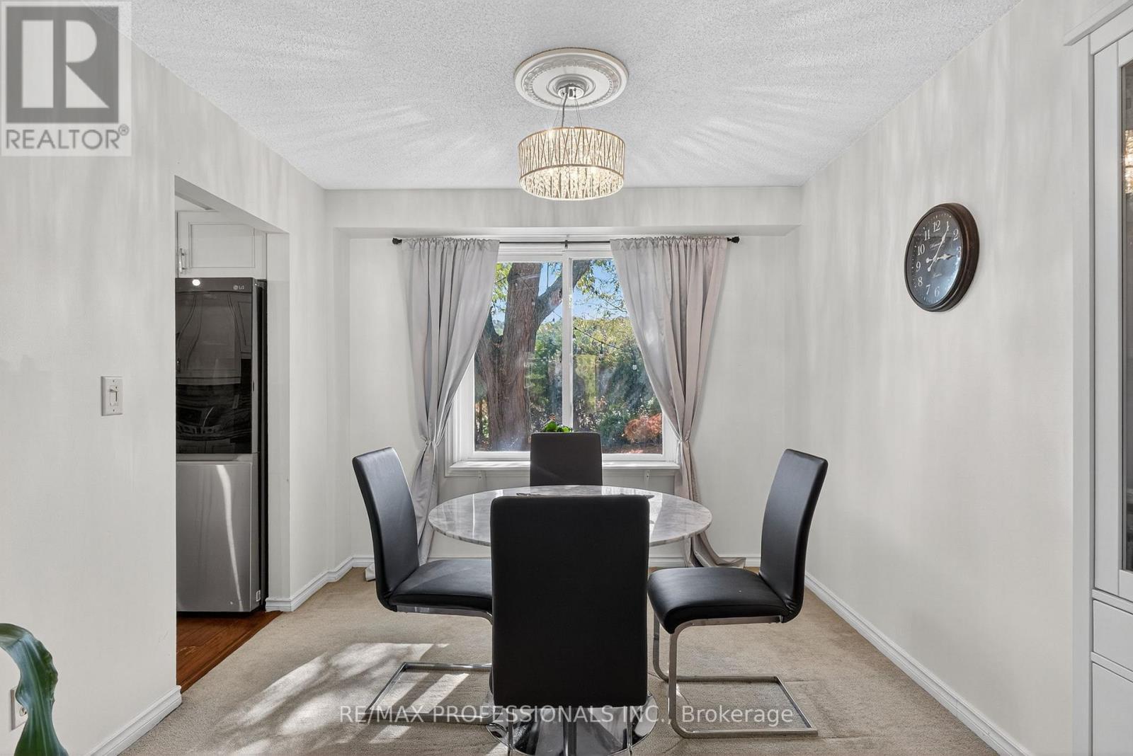 19 Salina Place, Hamilton, Ontario  L8G 4L4 - Photo 13 - X12667956