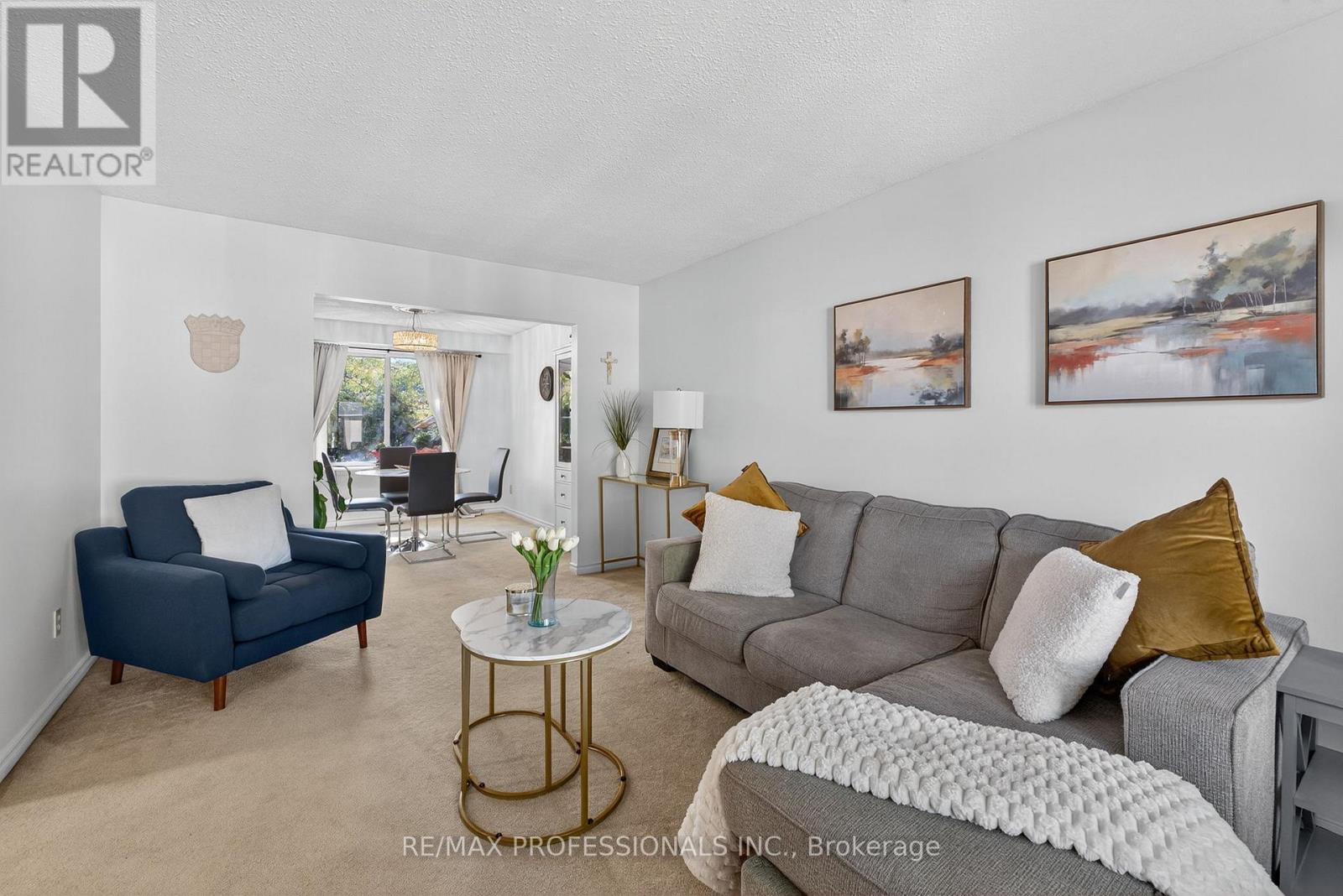 19 Salina Place, Hamilton, Ontario  L8G 4L4 - Photo 8 - X12667956