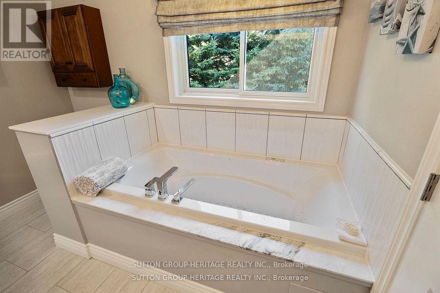 52 Hillside Drive, Kawartha Lakes, Ontario  K0M 2C0 - Photo 29 - X12668092