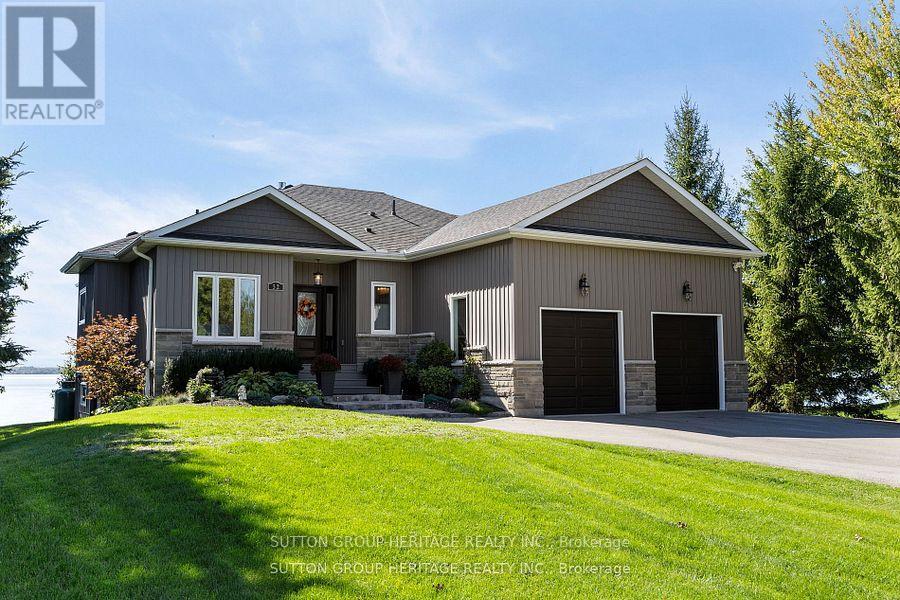 52 Hillside Drive, Kawartha Lakes, Ontario  K0M 2C0 - Photo 3 - X12668092