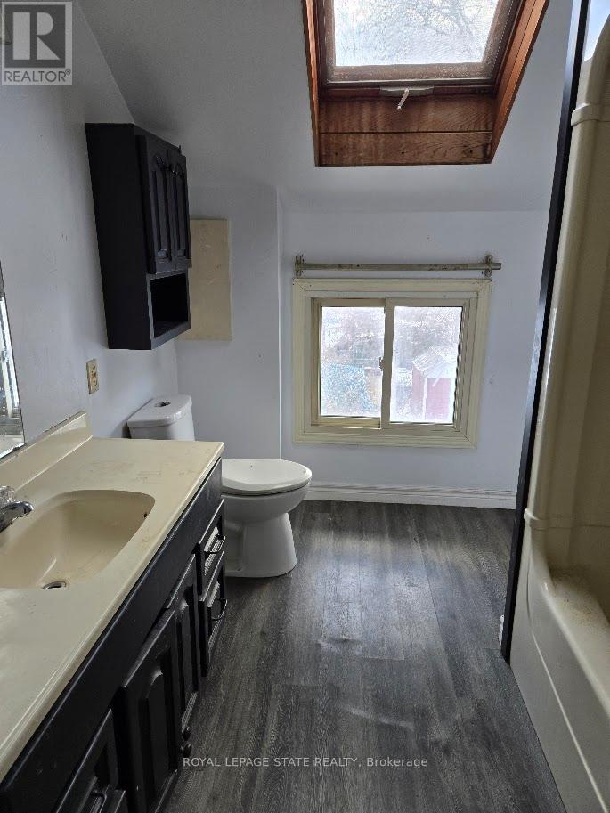 4340 Elgin Street, Niagara Falls, Ontario  L2E 2X8 - Photo 9 - X12668142