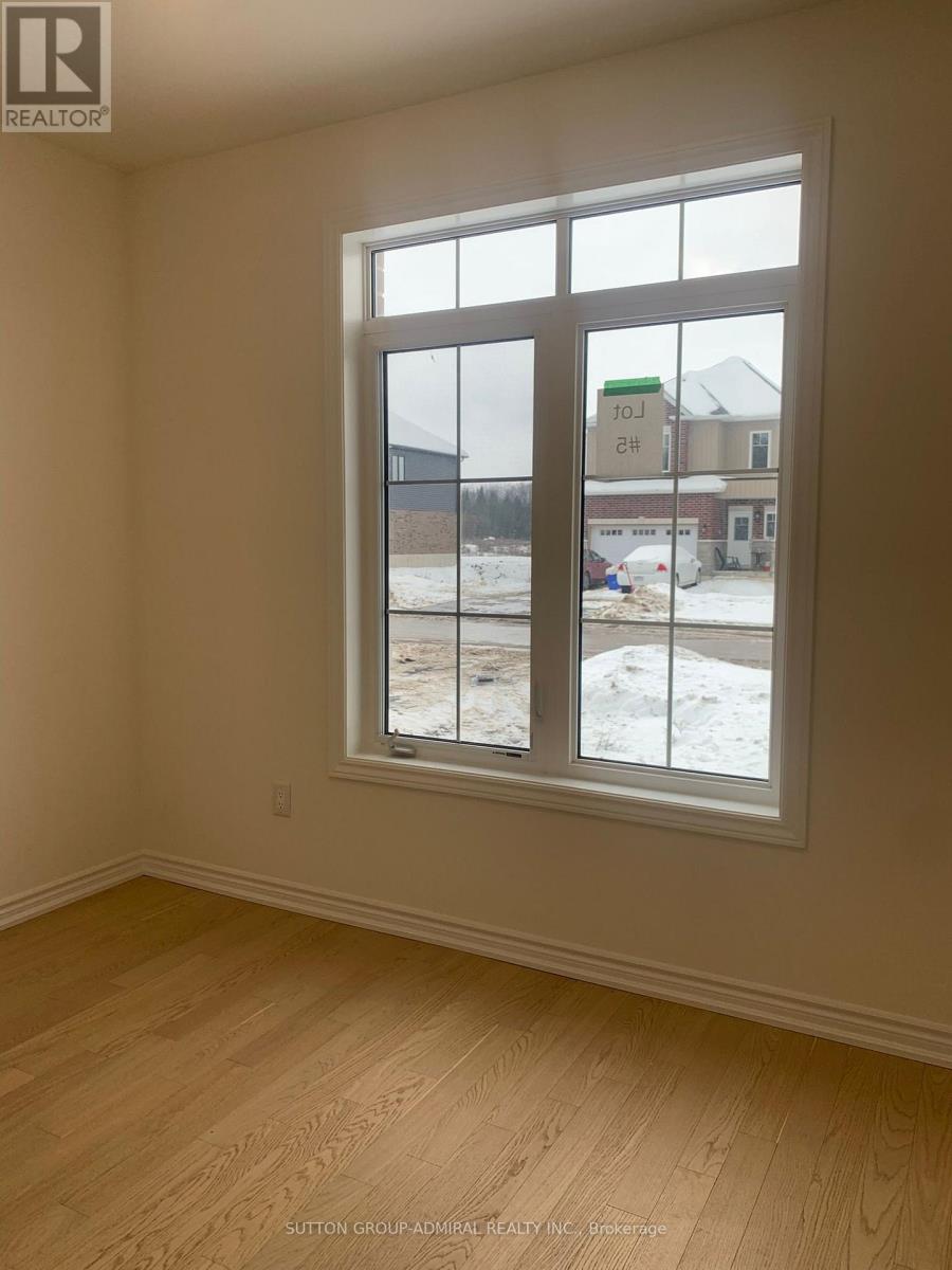 63 Hillcroft Way, Kawartha Lakes, Ontario  L8J 3W9 - Photo 11 - X12668188