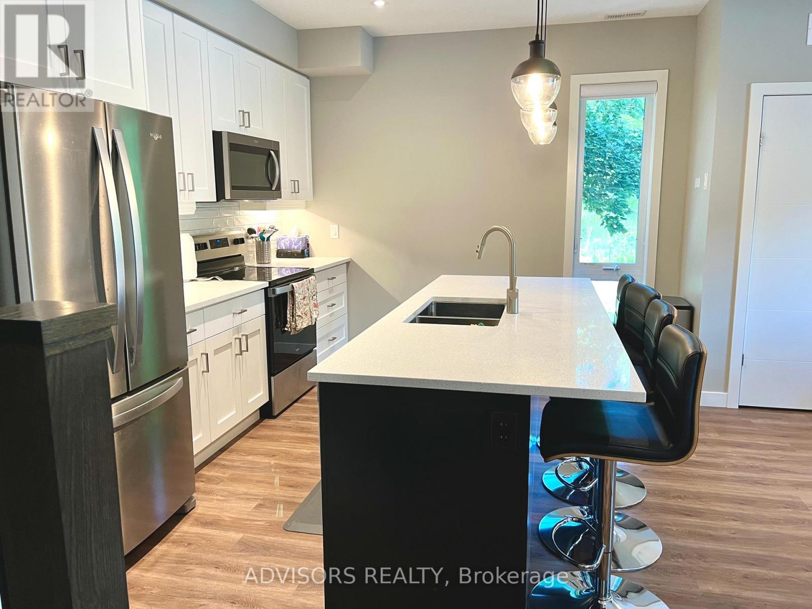 15 - 83 Beechwood Avenue, Guelph, Ontario  N1H 5Z7 - Photo 4 - X12668204