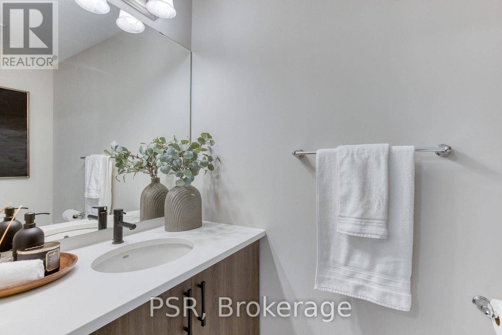 23 - 235 Chapel Hill Drive, Kitchener, Ontario  N2R 0S4 - Photo 14 - X12668272