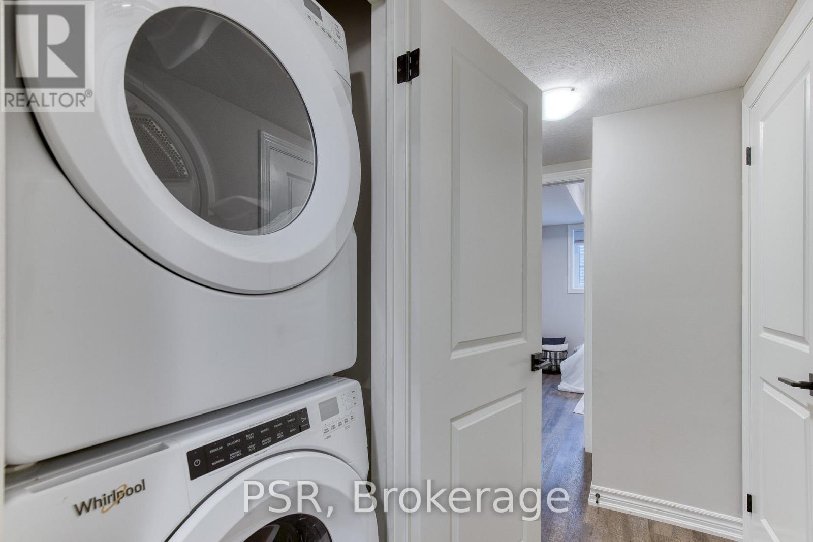 23 - 235 Chapel Hill Drive, Kitchener, Ontario  N2R 0S4 - Photo 21 - X12668272