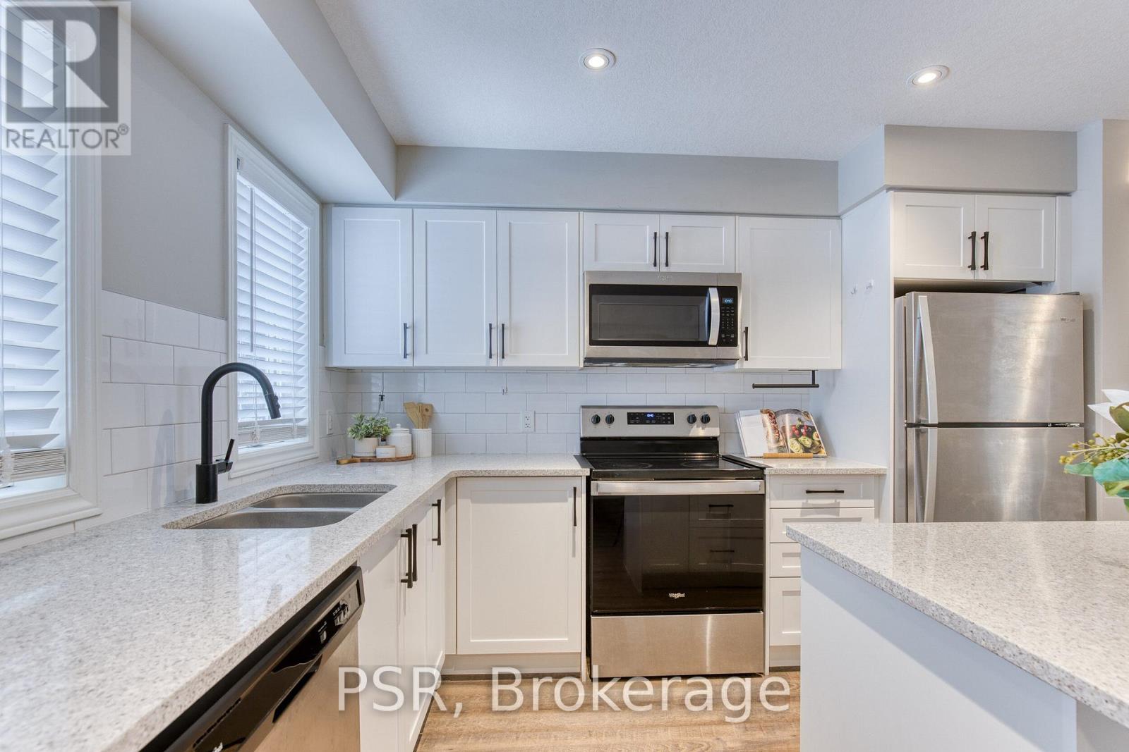 23 - 235 Chapel Hill Drive, Kitchener, Ontario  N2R 0S4 - Photo 6 - X12668272