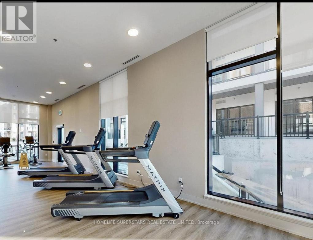 B104 - 150 Canon Jackson Drive E, Toronto, Ontario  M6M 0B7 - Photo 11 - W12564634