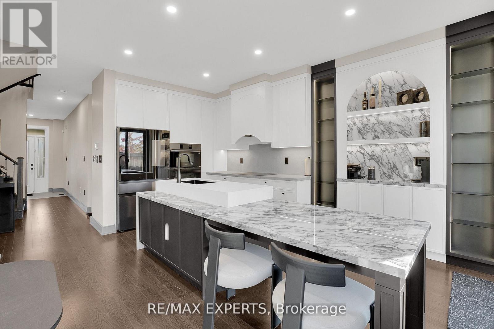 18 Morra Avenue, Caledon, Ontario  L7E 4K5 - Photo 6 - W12667946