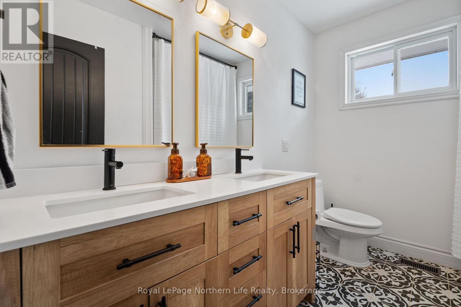 15 Tweedsmuir Drive, North Bay, Ontario  P1A 2V3 - Photo 15 - X12668406