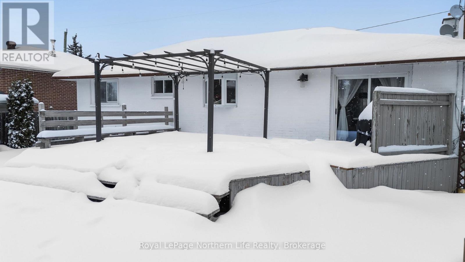 15 Tweedsmuir Drive, North Bay, Ontario  P1A 2V3 - Photo 25 - X12668406