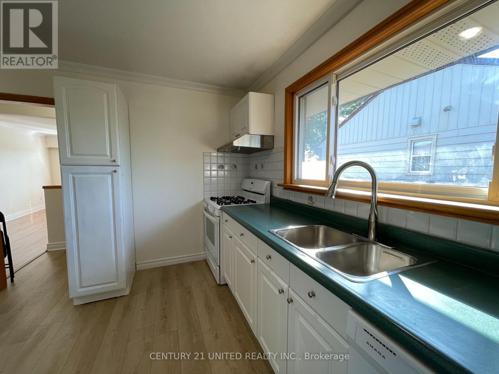 Upper - 334 Stevenson Road N, Oshawa, Ontario  L1J 5N2 - Photo 13 - E12668444