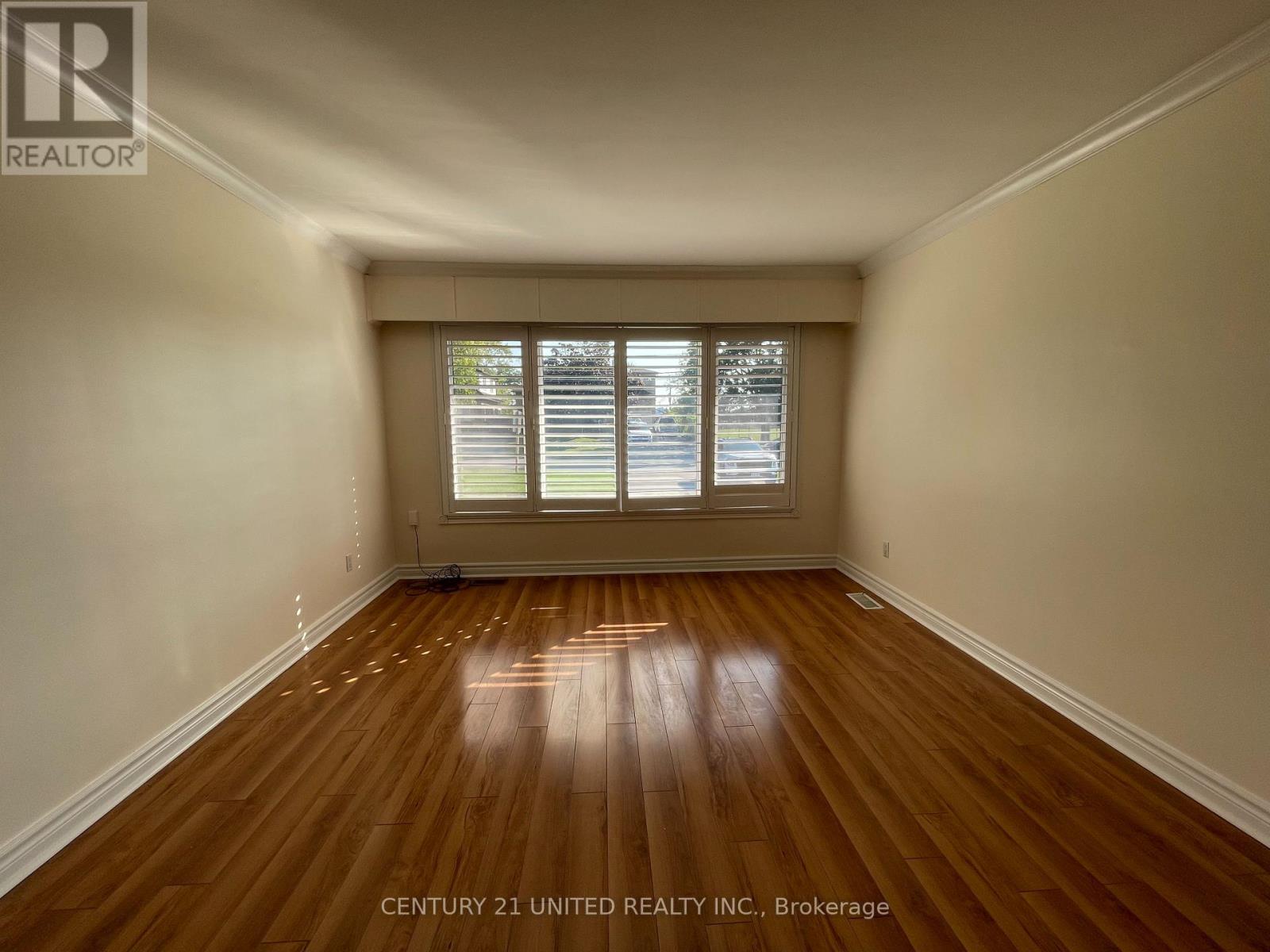 Upper - 334 Stevenson Road N, Oshawa, Ontario  L1J 5N2 - Photo 5 - E12668444