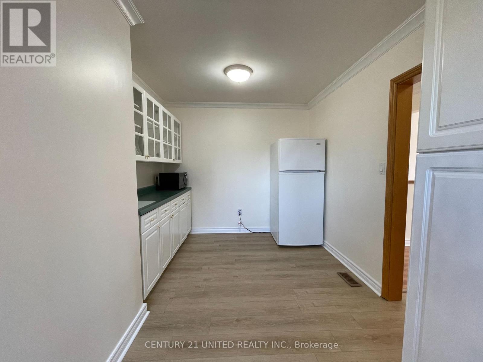 Upper - 334 Stevenson Road N, Oshawa, Ontario  L1J 5N2 - Photo 9 - E12668444