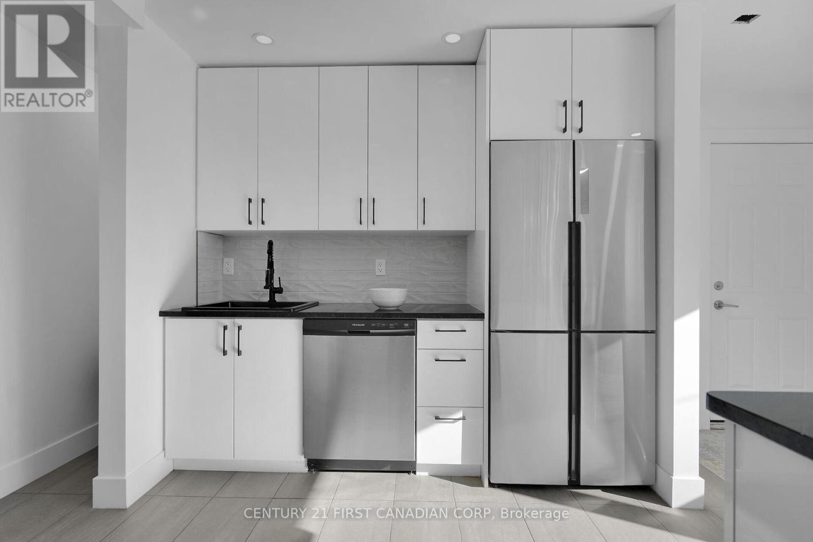 878 Riverside Drive, London North, Ontario  N6H 2T3 - Photo 36 - X12666664