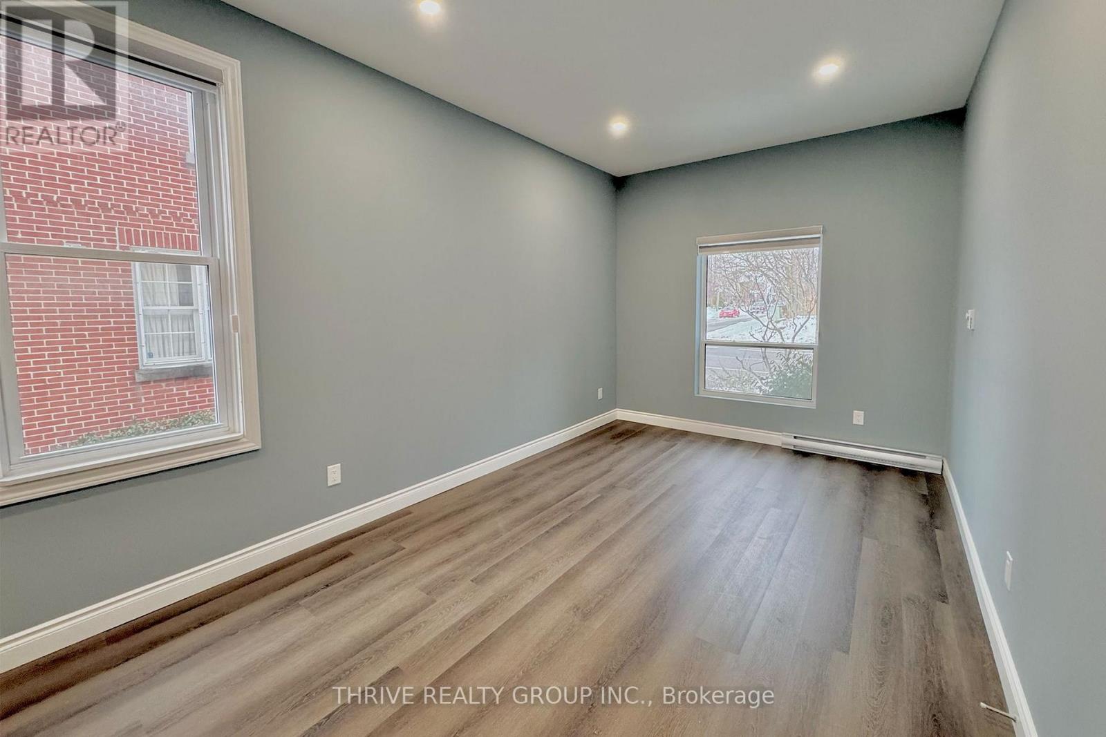 3 - 140 Ridout Street S, London South, Ontario  N6C 3X6 - Photo 10 - X12668316