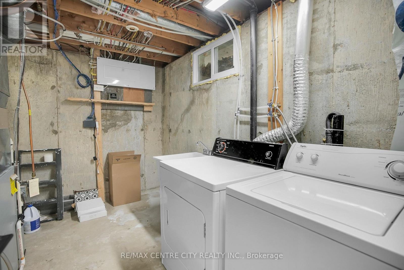 700 Glengyle Crescent, London North, Ontario  N5X 1X7 - Photo 29 - X12668322