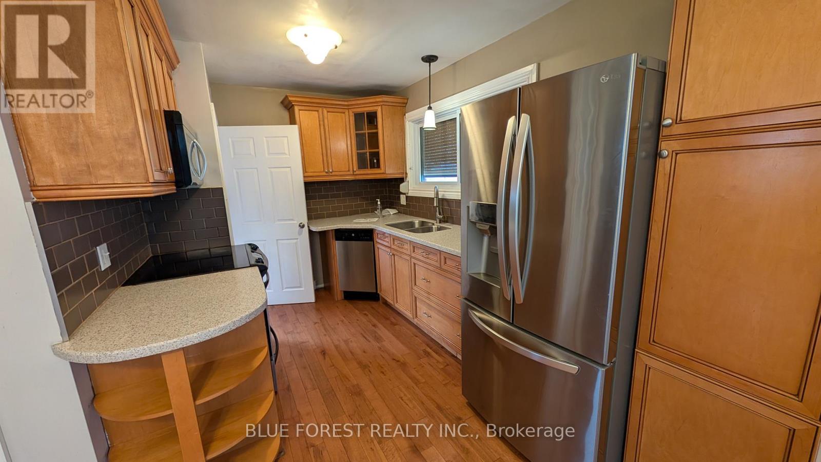 149 Mark Street, London East, Ontario  N5V 2G8 - Photo 8 - X12668342