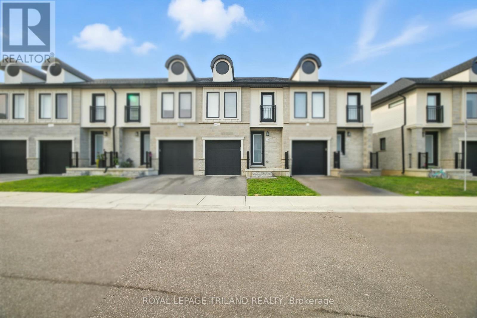 28 - 1870 Aldersbrook Gate, London North, Ontario  N6G 3X4 - Photo 2 - X12668430