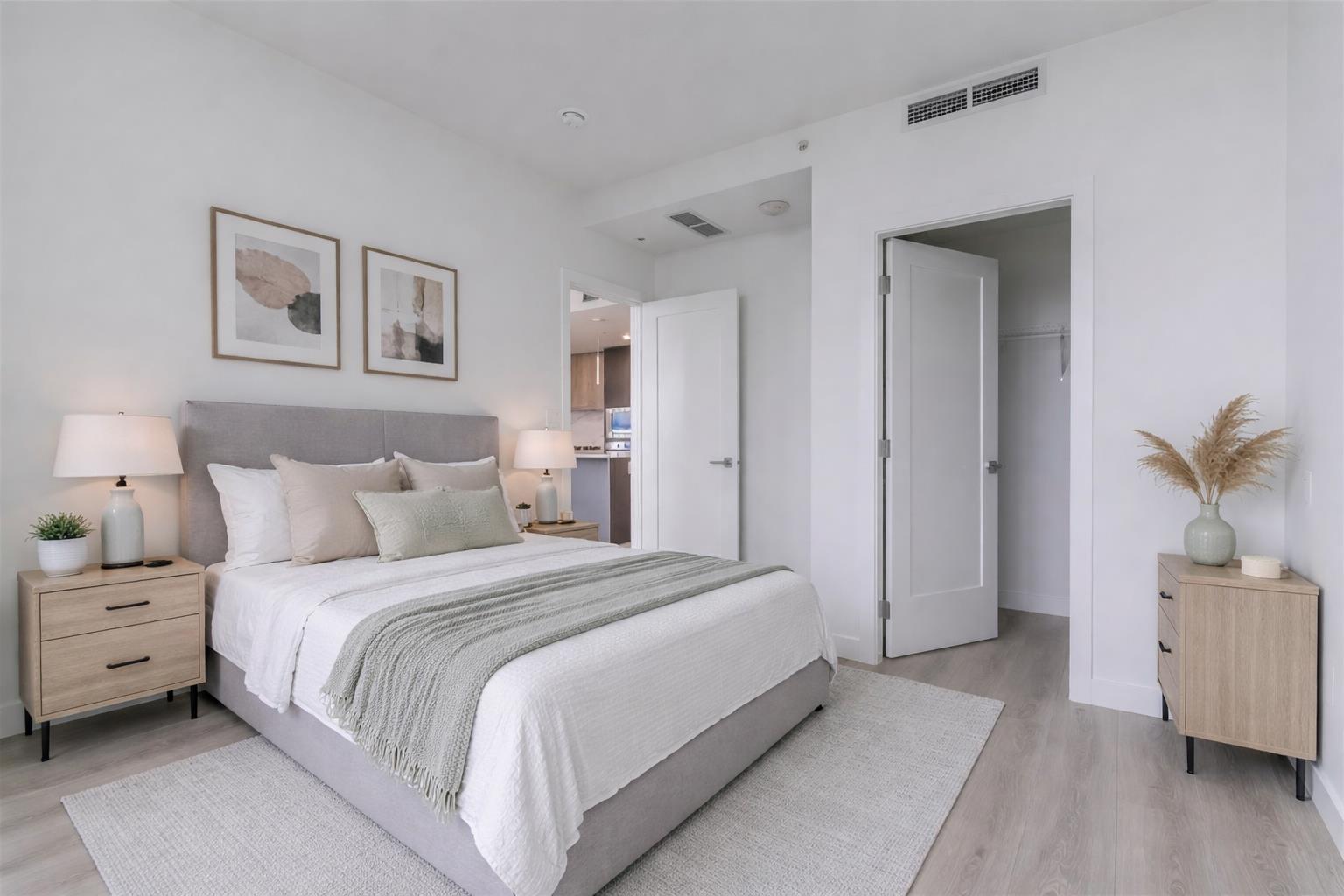 2206 8551 201 Street, Langley, British Columbia  V2Y 3Y4 - Photo 3 - R3053975