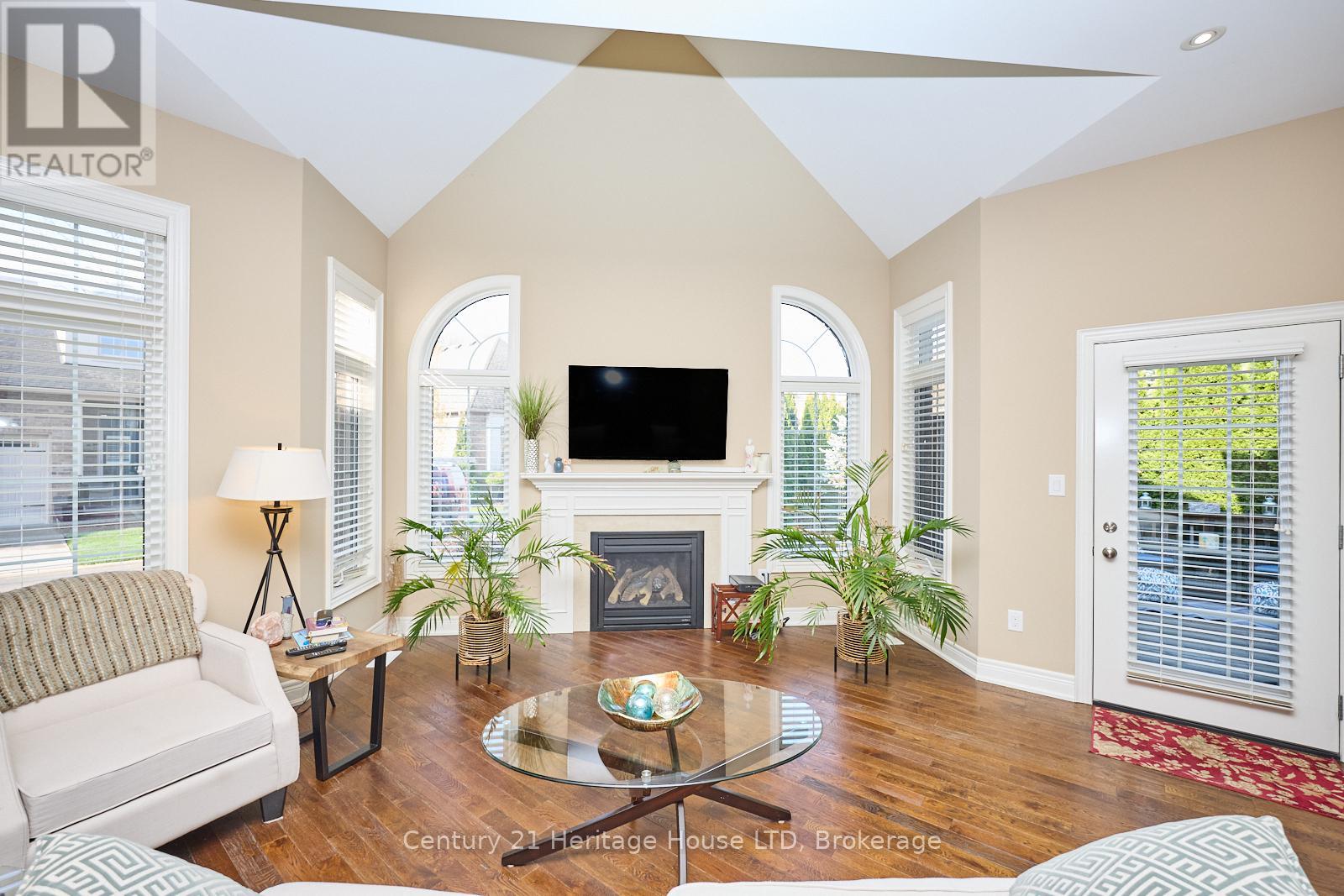 42 - 3232 Montrose Road, Niagara Falls, Ontario  L2H 0E8 - Photo 13 - X12668392