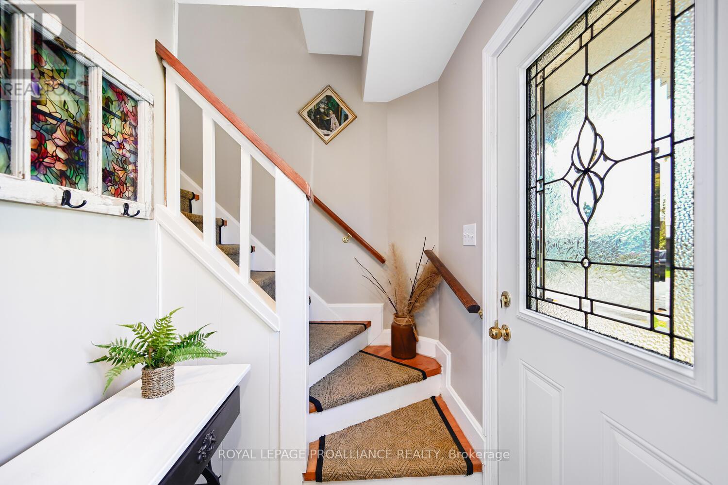 825 Joseph Street, Edwardsburgh/cardinal, Ontario  K0E 1E0 - Photo 21 - X12459152