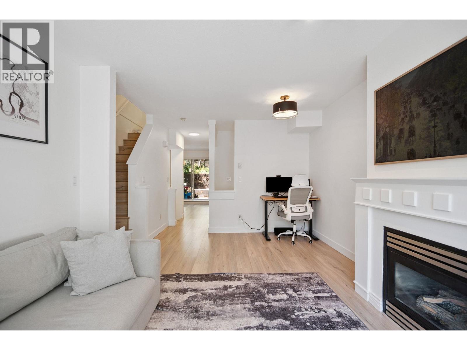 6689 Prenter Street, Burnaby, British Columbia  V5E 1B1 - Photo 4 - R3076382