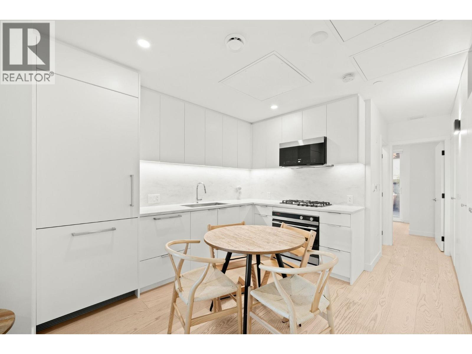 107 650 E 2nd Street, North Vancouver, British Columbia  V7L 1E3 - Photo 6 - R3076384