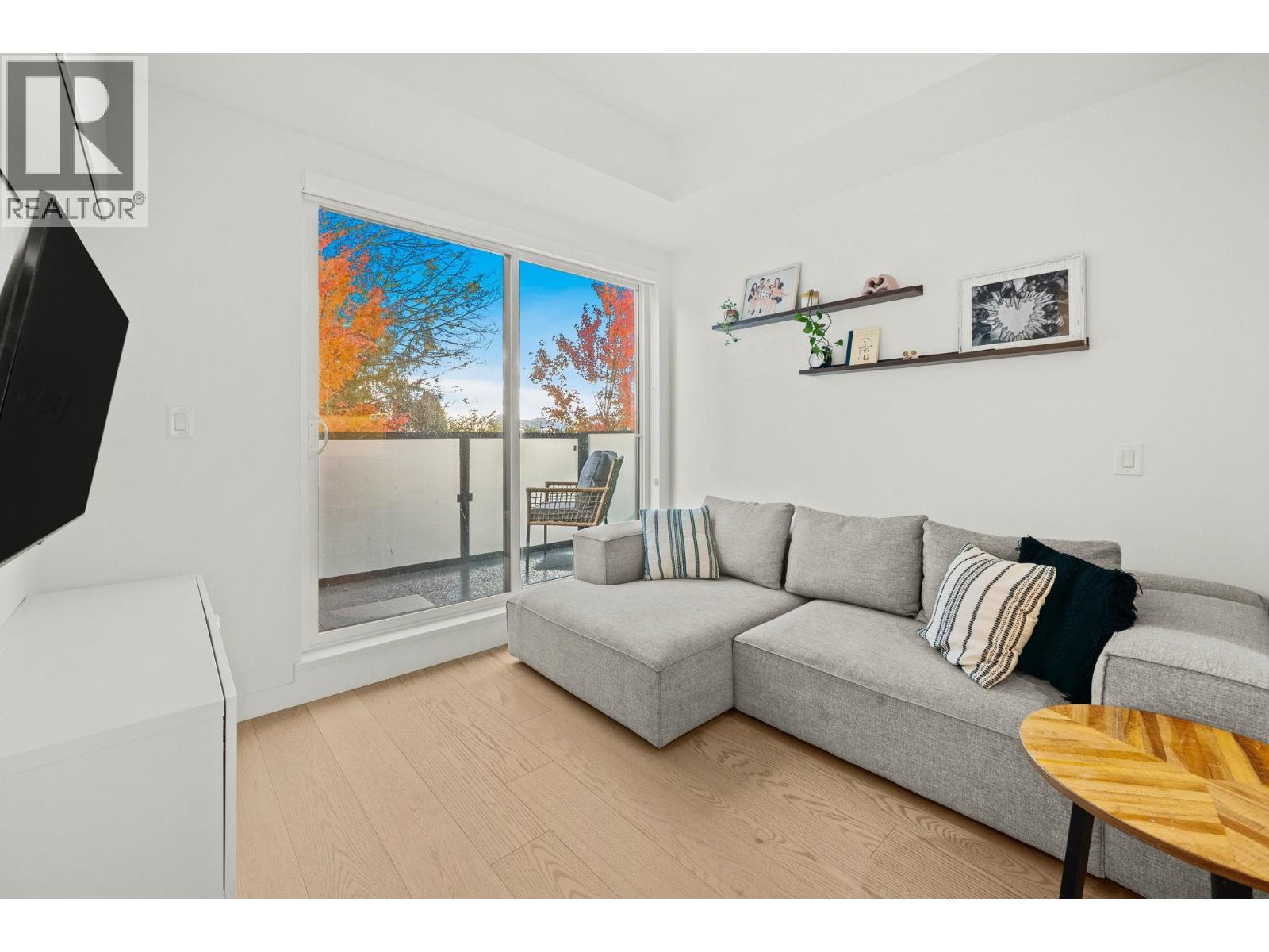 107 650 E 2nd Street, North Vancouver, British Columbia  V7L 1E3 - Photo 9 - R3076384