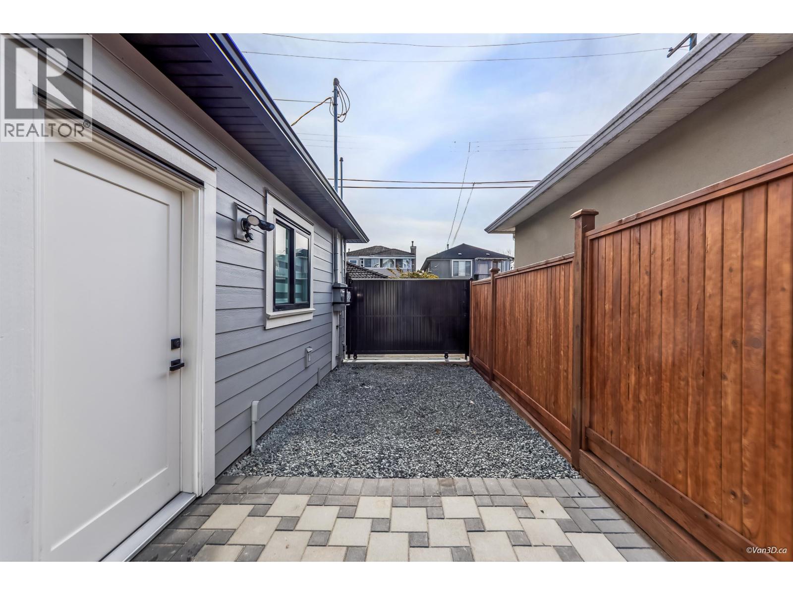 2 150 E 51st Avenue, Vancouver, British Columbia  V5X 1C3 - Photo 28 - R3076392