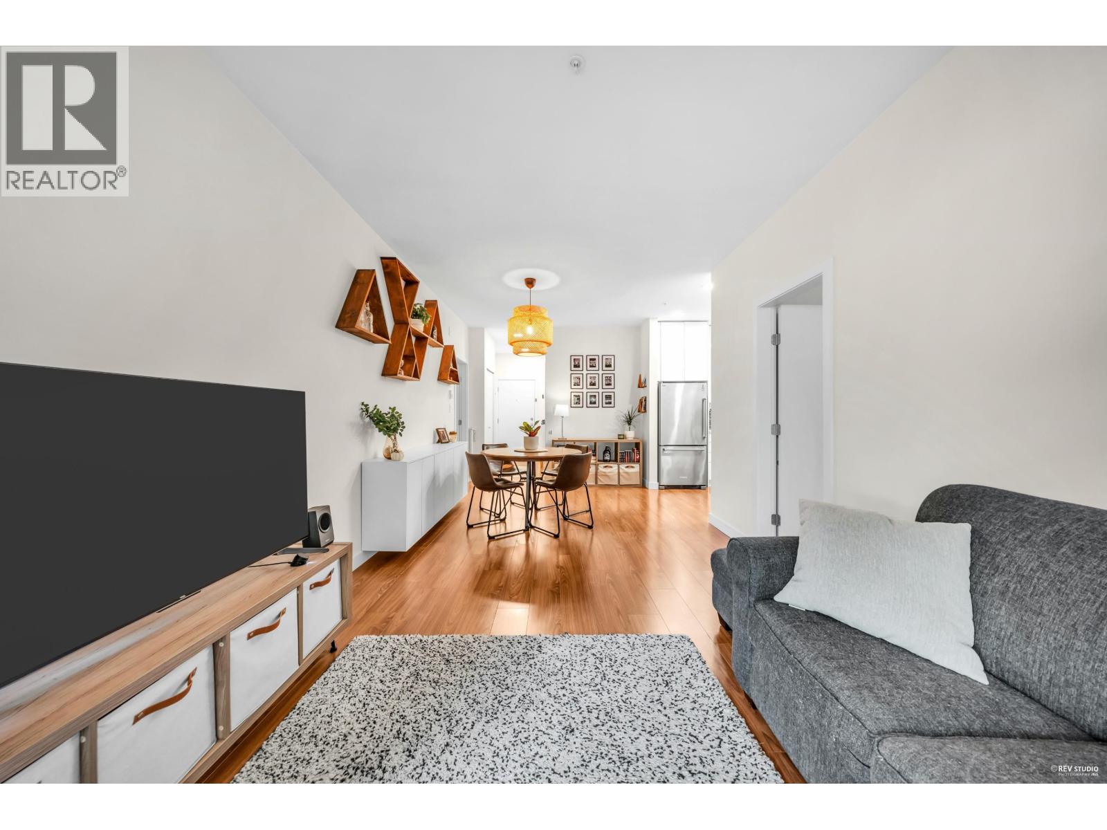 201 5460 Broadway, Burnaby, British Columbia  V5B 0B4 - Photo 14 - R3076399