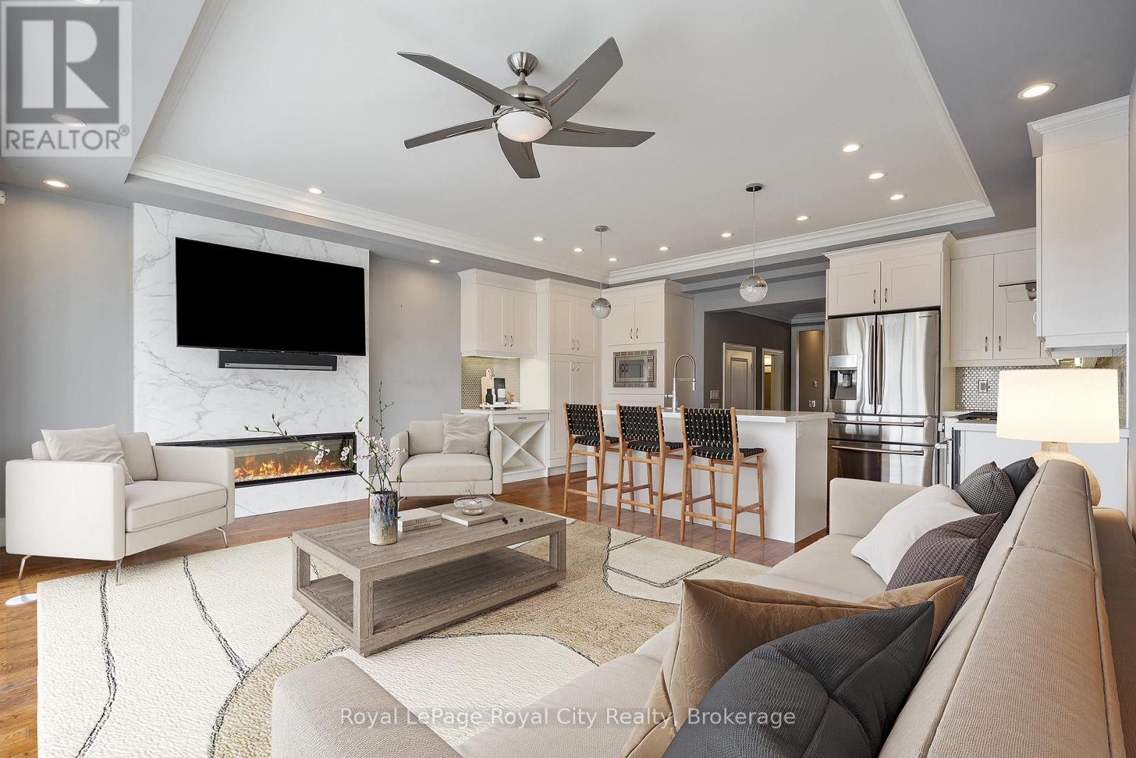 216 Rebecca Street, Oakville (Co Central), Ontario  L6K 1J9 - Photo 15 - W12668404