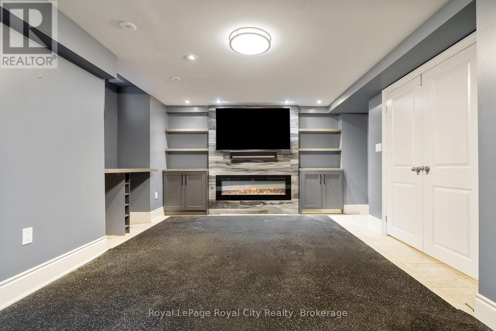 216 Rebecca Street, Oakville (Co Central), Ontario  L6K 1J9 - Photo 46 - W12668404