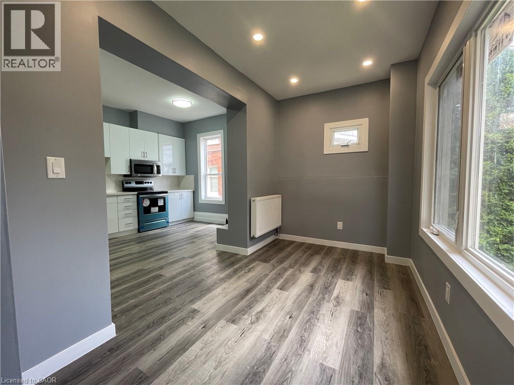 49 Madison Avenue N, Kitchener, Ontario  N2H 2Z5 - Photo 11 - 40796358