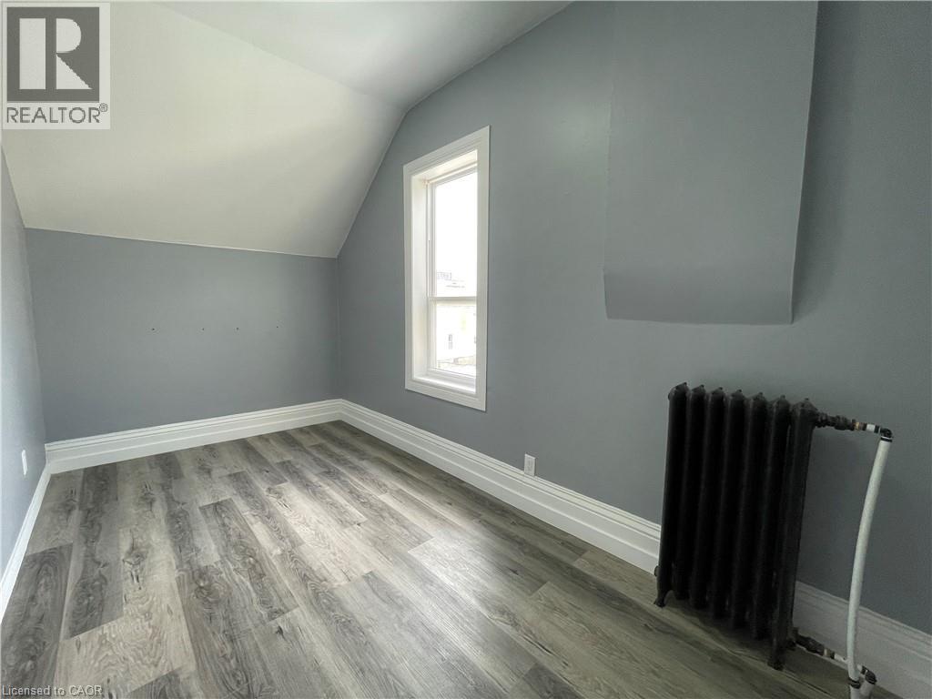 49 Madison Avenue N, Kitchener, Ontario  N2H 2Z5 - Photo 20 - 40796358