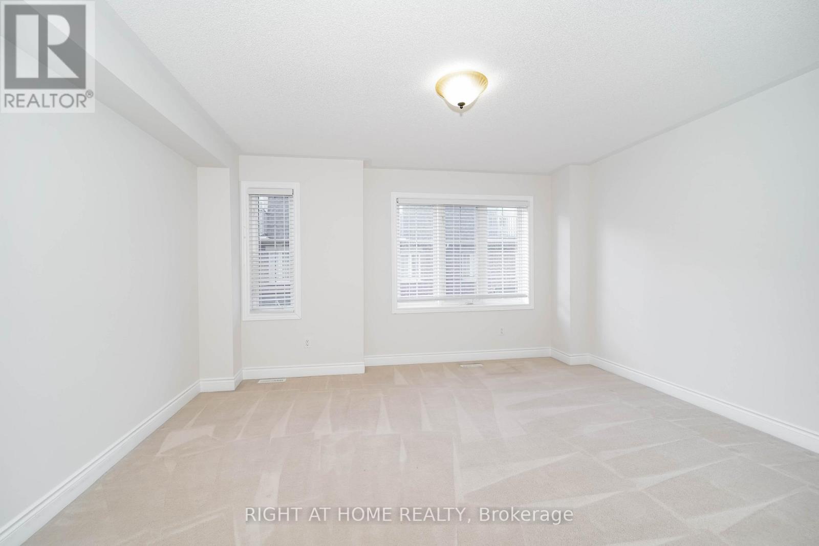 9 Streight Lane, Toronto, Ontario  M9B 0A3 - Photo 14 - W12605358