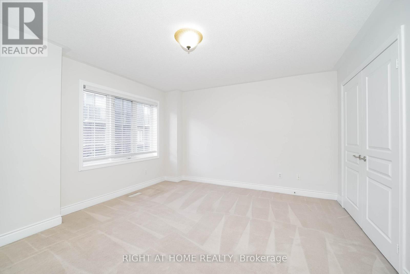 9 Streight Lane, Toronto, Ontario  M9B 0A3 - Photo 15 - W12605358