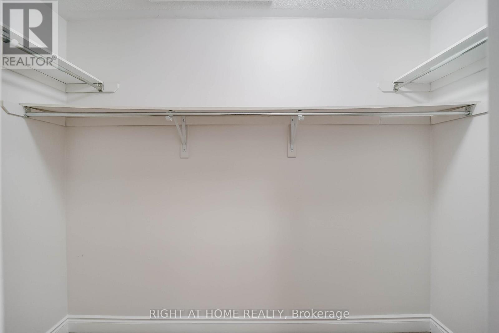 9 Streight Lane, Toronto, Ontario  M9B 0A3 - Photo 29 - W12605358