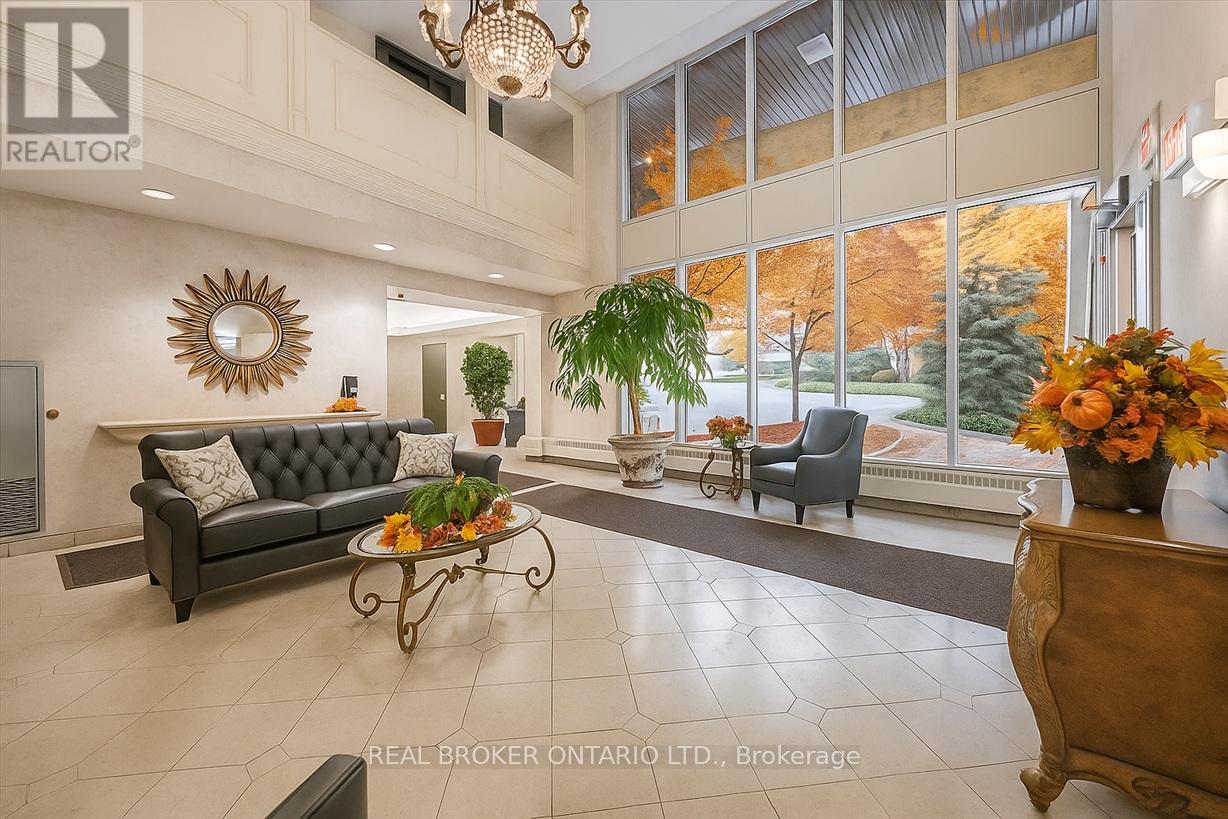 207 - 77 Governors Road, Hamilton, Ontario  L9H 7N8 - Photo 4 - X12494192