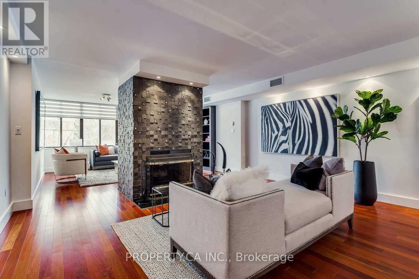 403 - 349 St Clair Avenue W, Toronto, Ontario  M5P 1N3 - Photo 14 - C12668378