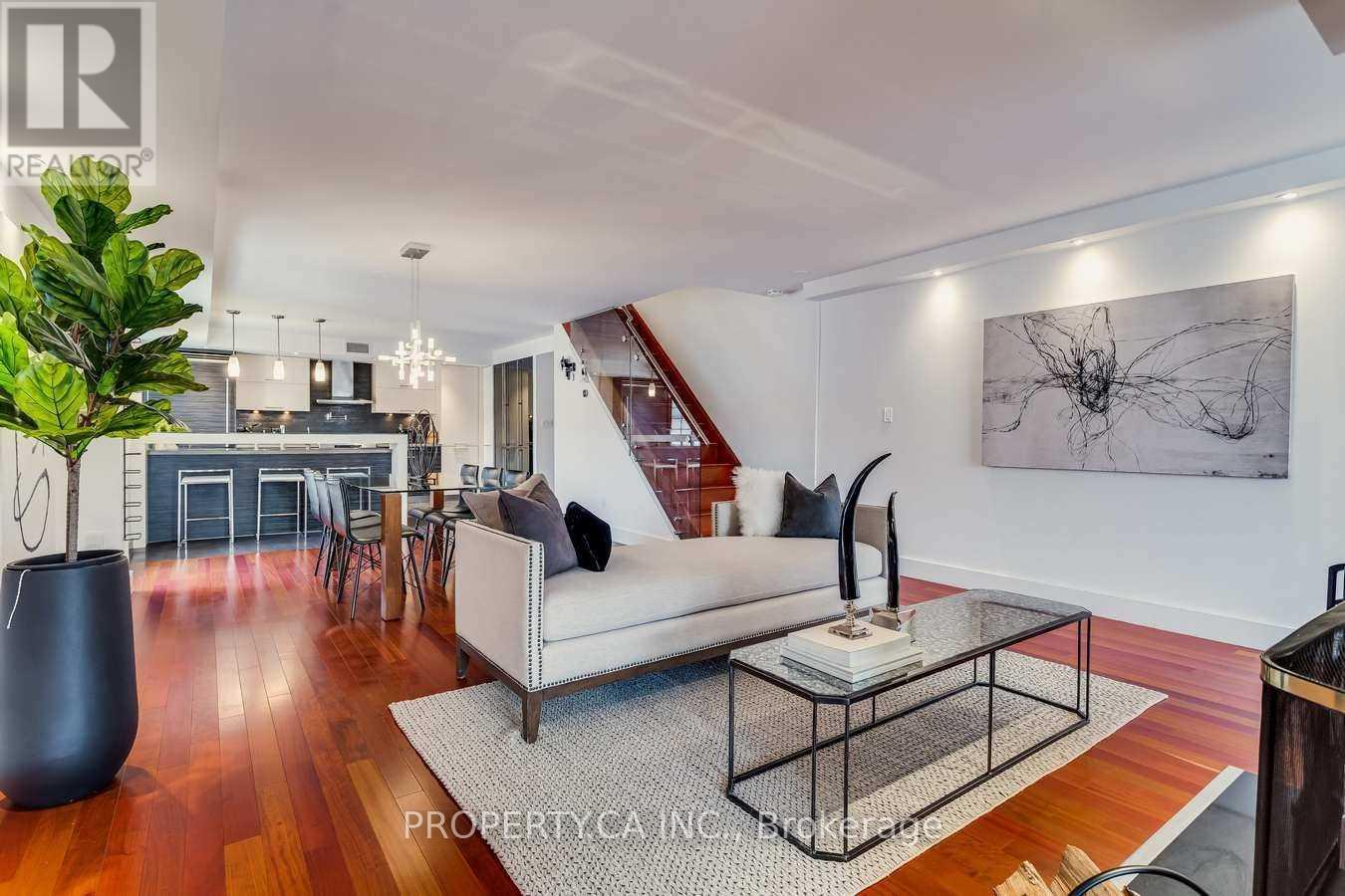 403 - 349 St Clair Avenue W, Toronto, Ontario  M5P 1N3 - Photo 19 - C12668378