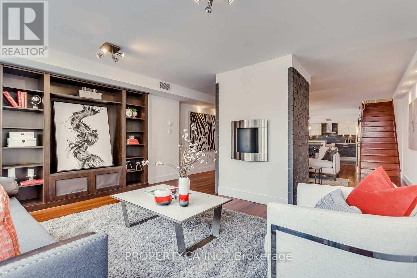 403 - 349 St Clair Avenue W, Toronto, Ontario  M5P 1N3 - Photo 21 - C12668378