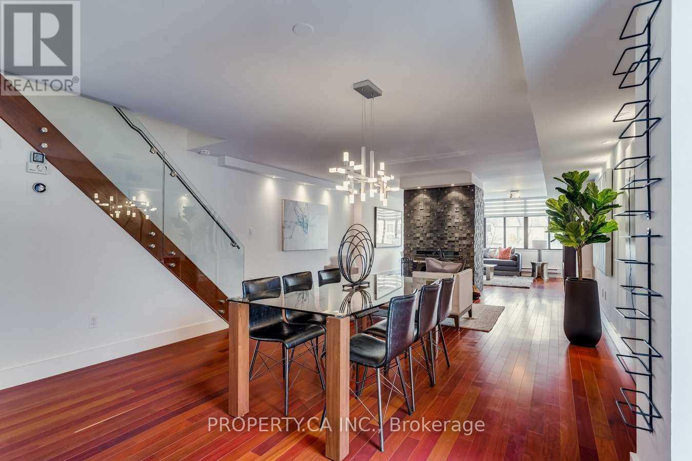 403 - 349 St Clair Avenue W, Toronto, Ontario  M5P 1N3 - Photo 8 - C12668378