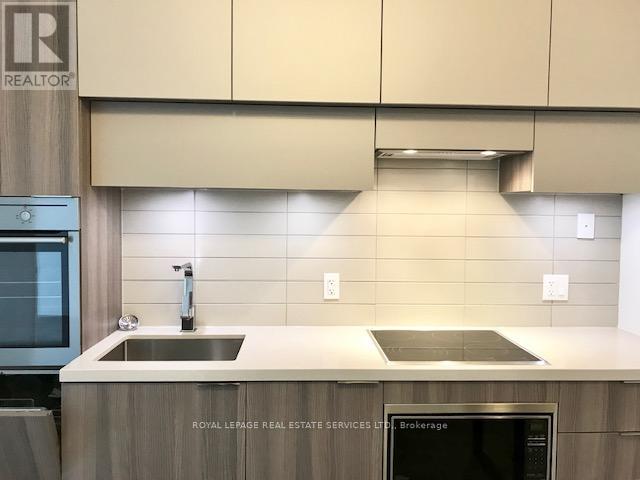 4112 - 8 Eglinton Avenue E, Toronto, Ontario  M4P 0C1 - Photo 5 - C12668388