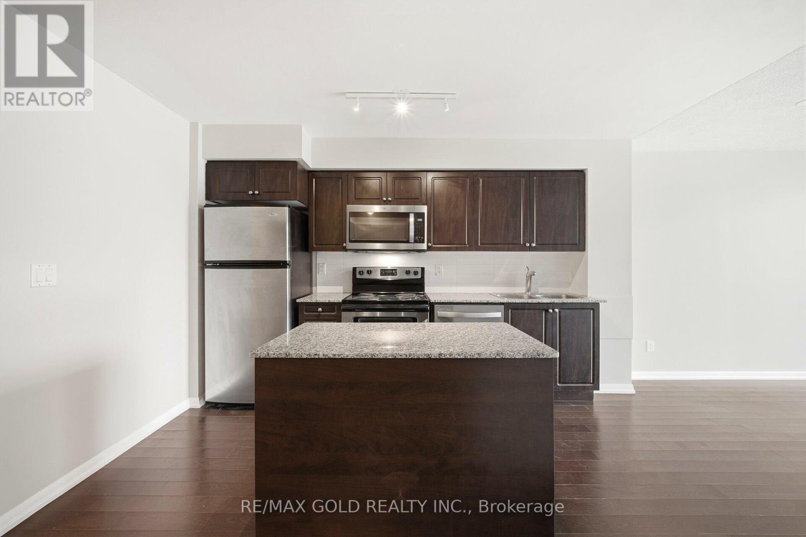 1456 - 209 Fort York Boulevard, Toronto, Ontario  M5V 4A1 - Photo 11 - C12668398