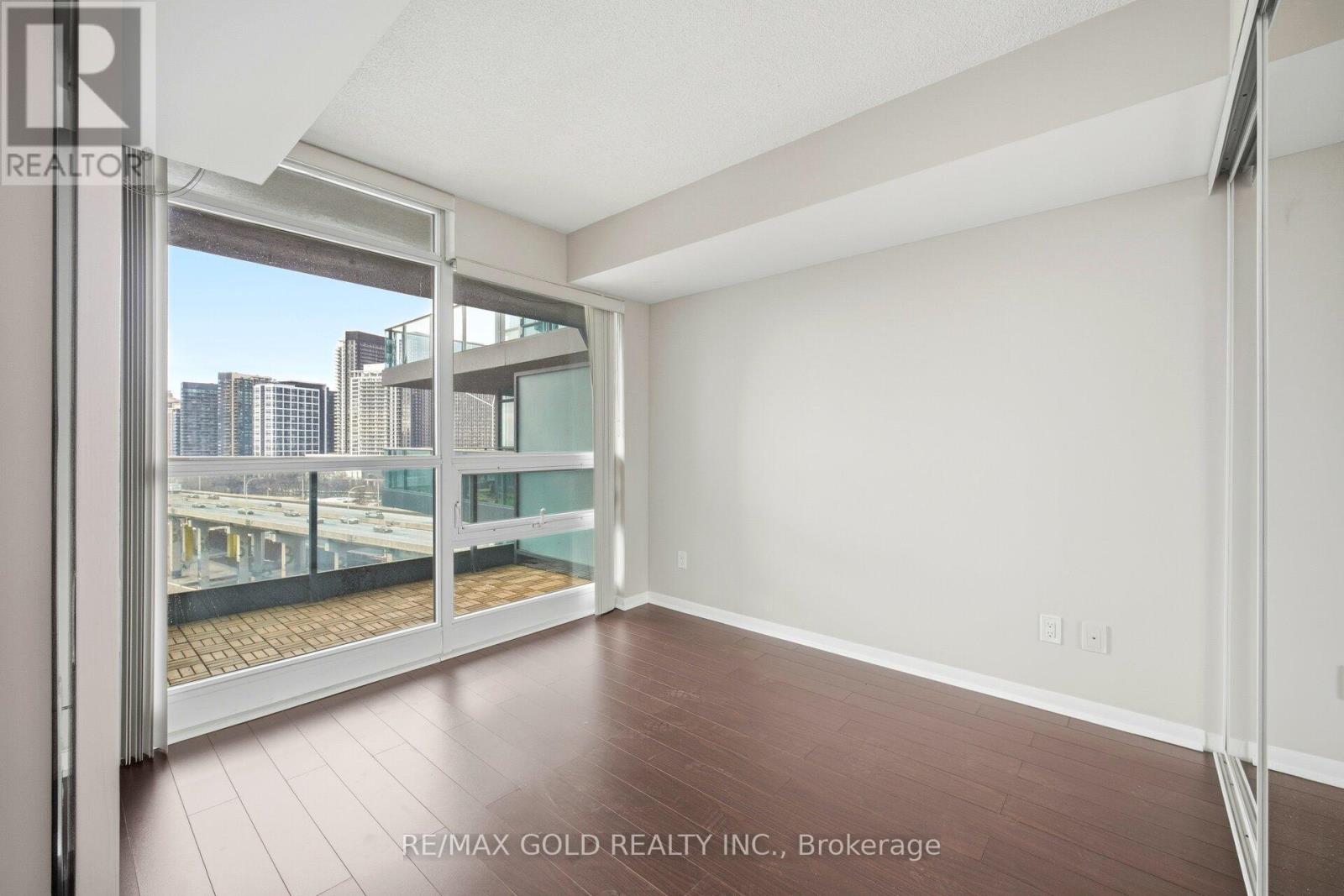 1456 - 209 Fort York Boulevard, Toronto, Ontario  M5V 4A1 - Photo 20 - C12668398