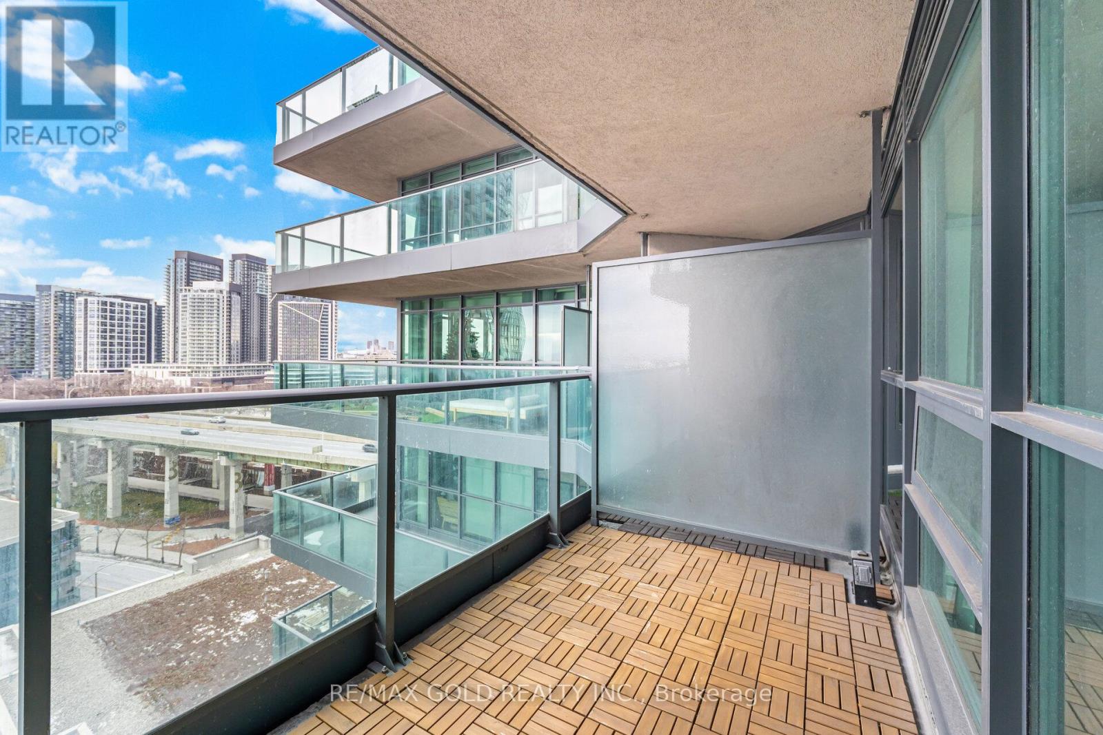 1456 - 209 Fort York Boulevard, Toronto, Ontario  M5V 4A1 - Photo 25 - C12668398