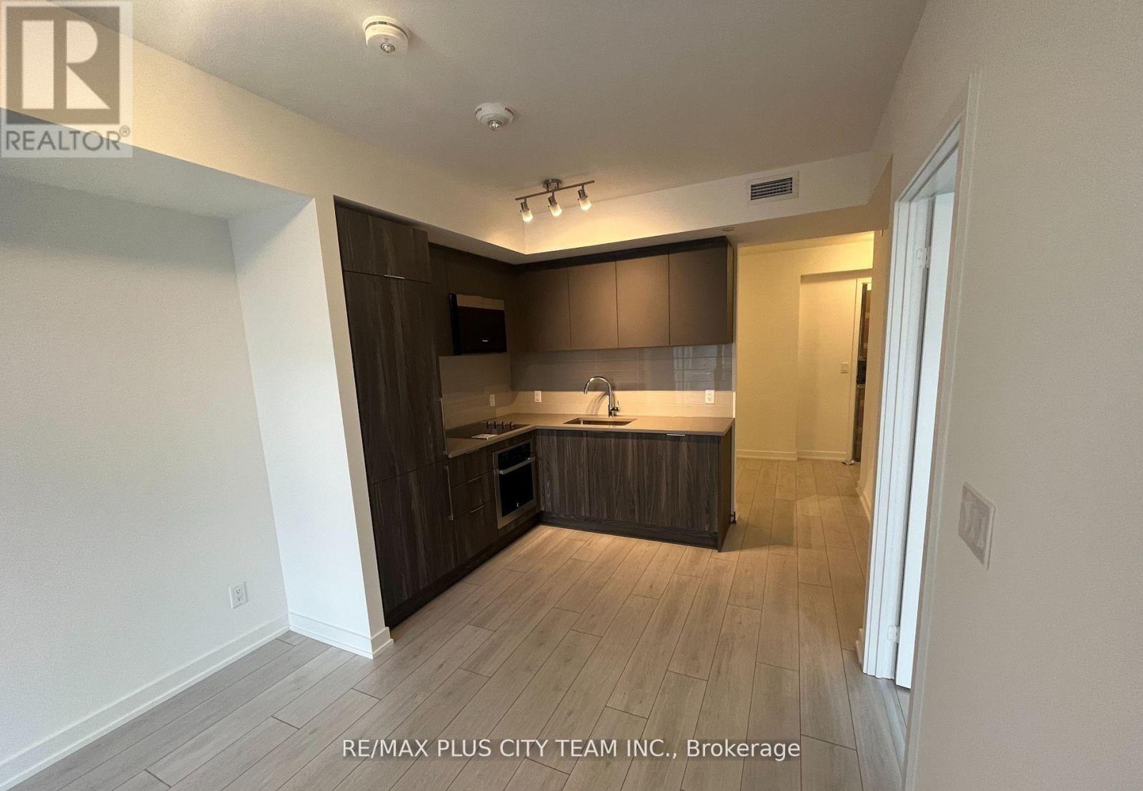 1512 - 2033 Kennedy Road, Toronto, Ontario  M1T 0B9 - Photo 2 - E12668344