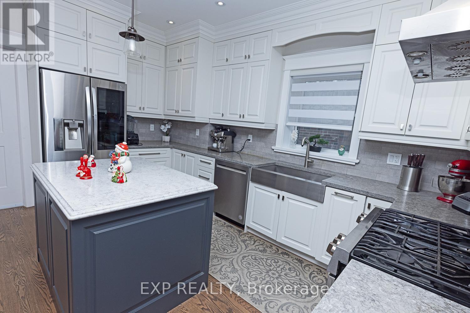 47 O'connor Drive, Toronto, Ontario  M4K 2K3 - Photo 10 - E12668420